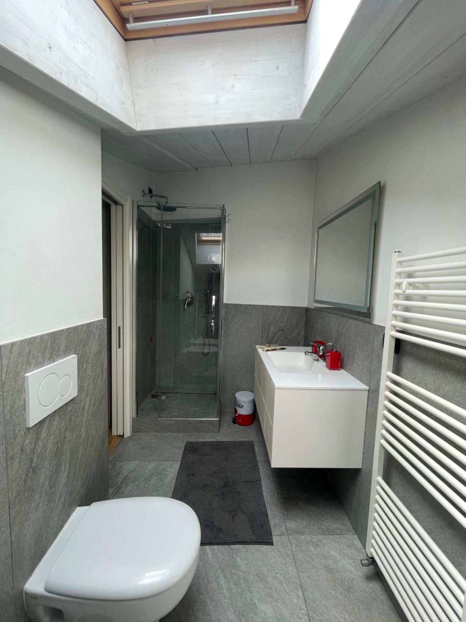 Casa P Apartment Malgrate Bagian luar foto