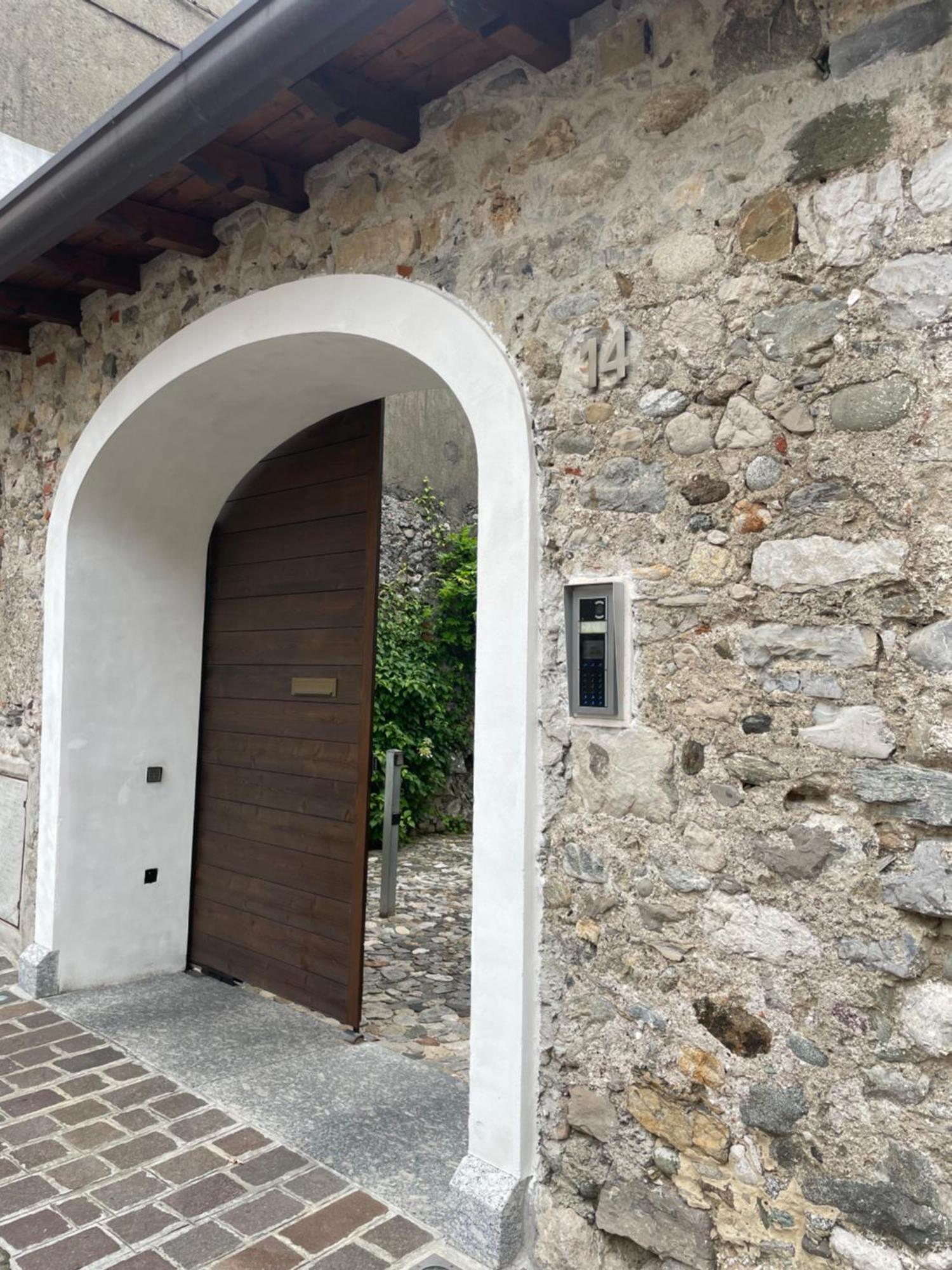 Casa P Apartment Malgrate Bagian luar foto