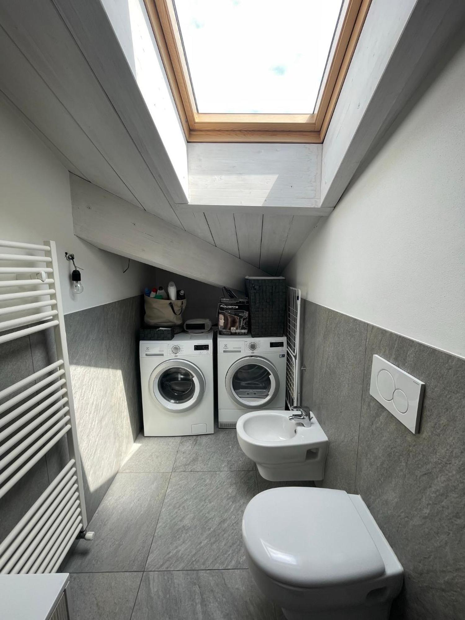 Casa P Apartment Malgrate Bagian luar foto